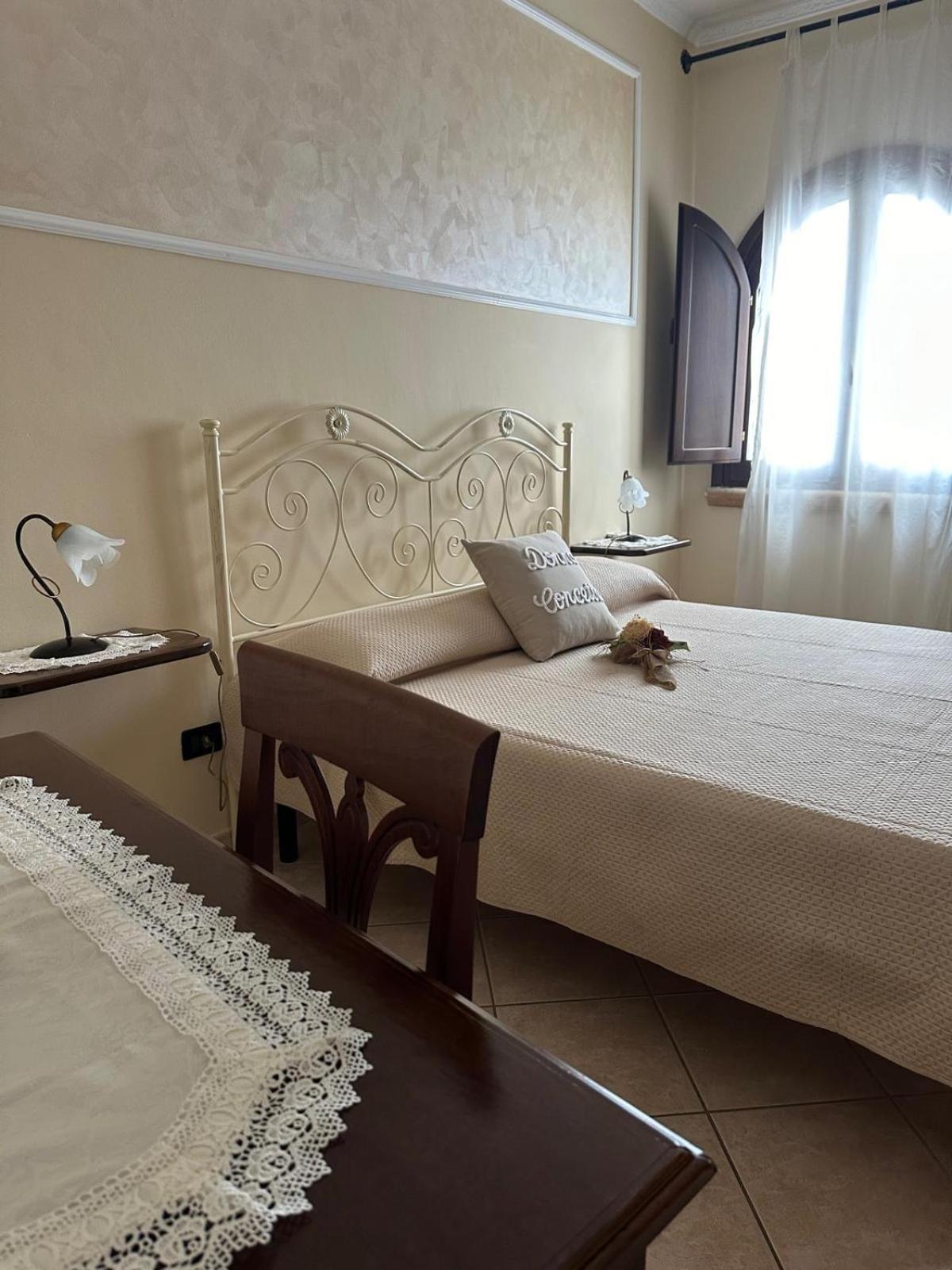 Donna Concetta Casa Vacanze Felline Екстериор снимка