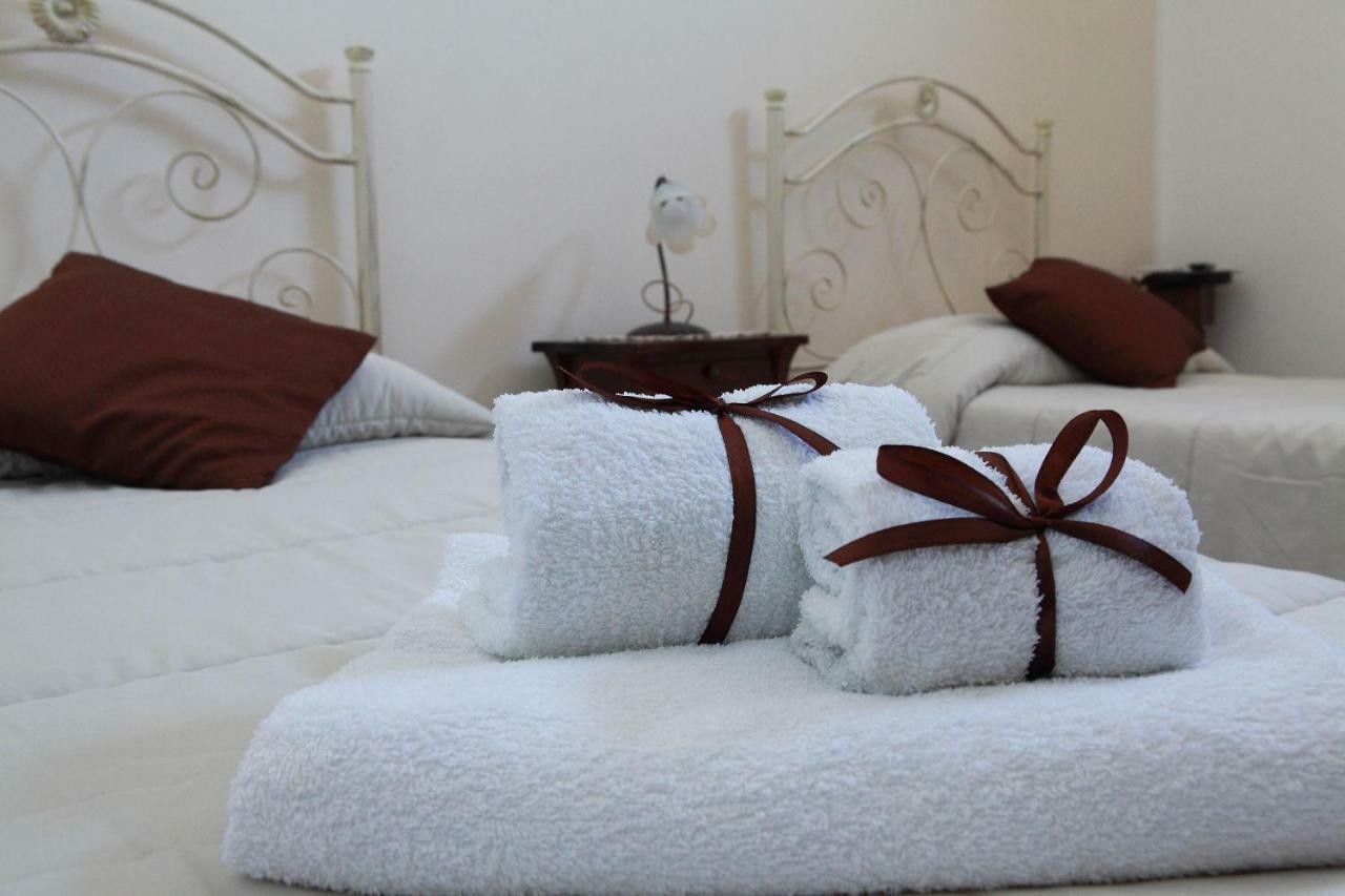 Donna Concetta Casa Vacanze Felline Екстериор снимка